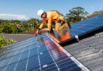 Faut-il brancher ses panneaux solaires photovoltaïques en série en parallèle ou hybride